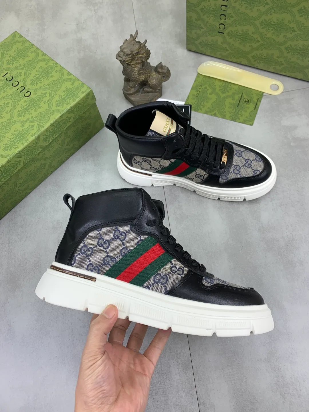 Men's shoes💰P420 💰[New Style] (GUCCI) The latest model from the official website🎁🎁Casual and fashionable men's shoes👟, hot style💥The style is simple and elegant, exclusive for trendy men. The unique double G element of the latest brand from the official website👑Gucci Original decoration, fashionable and generous, the fabric is original frosted calfskin✅Fully imported first-layer pigskin lining, the official website specifies wear-resistant, lightweight original rubber casual outsole, the classic model is taken in real life🎬38-44 2️⃣ colors available